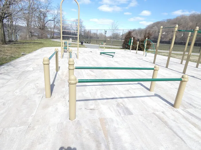 Outdoor Fitness Equipment Picture 8