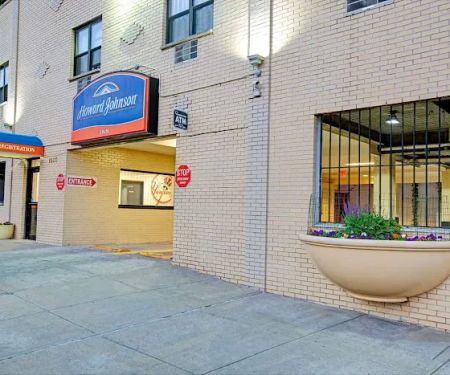 Howard Johnson Inn Yankee Stadium