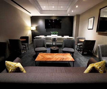 Edge Hotel