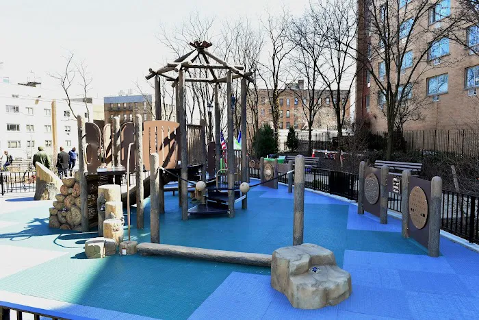 Roberto Clemente Community Garden Picture 8