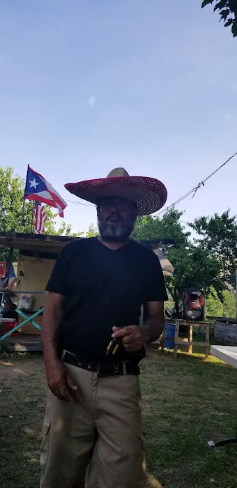 Las Casitas Community Garden Picture 5