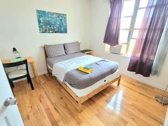 Private Room for Rent at Yankee Stadium (Not a Hotel) Picture 1