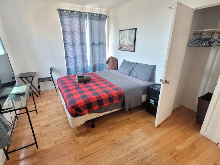 Private Room for Rent at Yankee Stadium (Not a Hotel) Picture 3