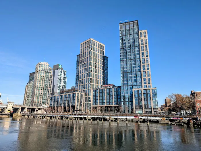 Bankside Park Picture 2