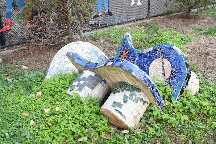 Detective Omar Edwards Park Picture 8