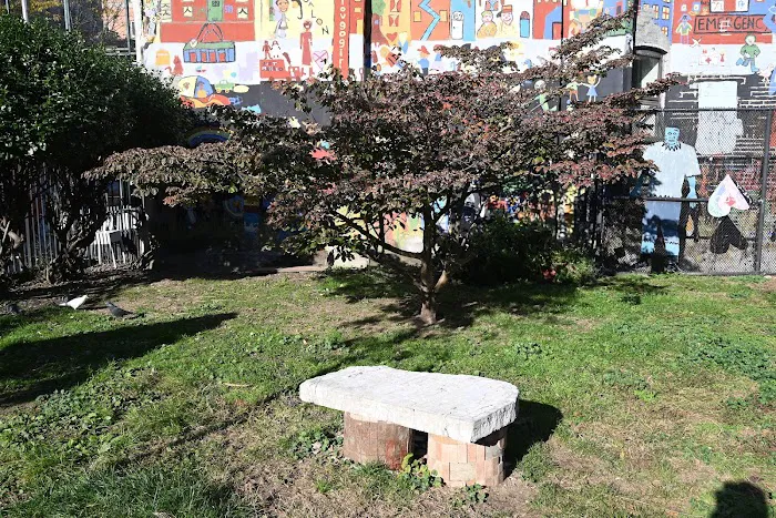 Detective Omar Edwards Park Picture 7