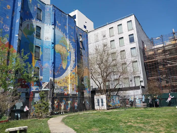 Detective Omar Edwards Park Picture 3