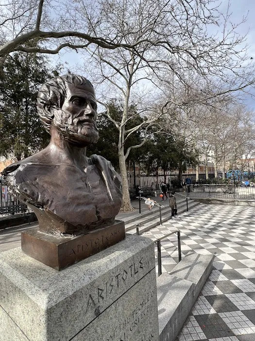 Athens Square Picture 5