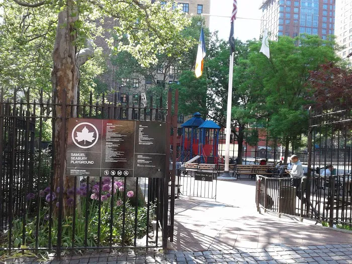 Lexington Avenue Picture 1
