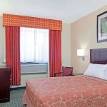 Super 8 by Wyndham Long Island City LGA Hotel