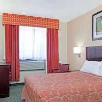 Super 8 by Wyndham Long Island City LGA Hotel ico