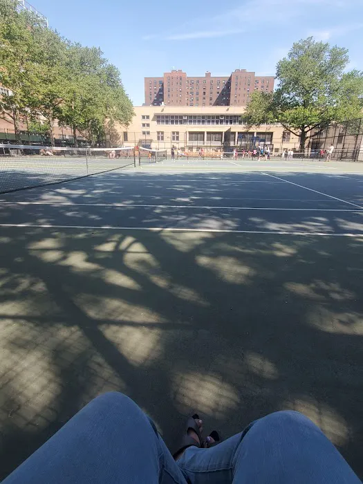 Howard Bennett Playground Picture 6