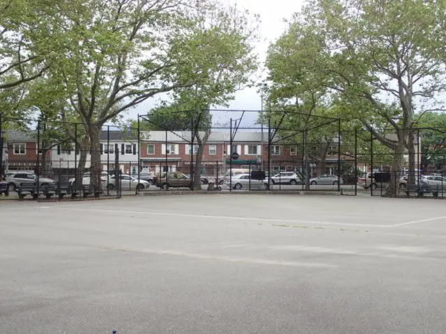 Herman Dolgon Playground Picture 10