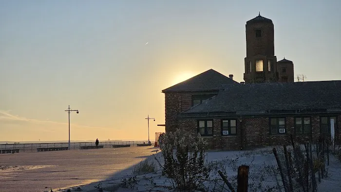 Riis Beach Promenade Picture 7