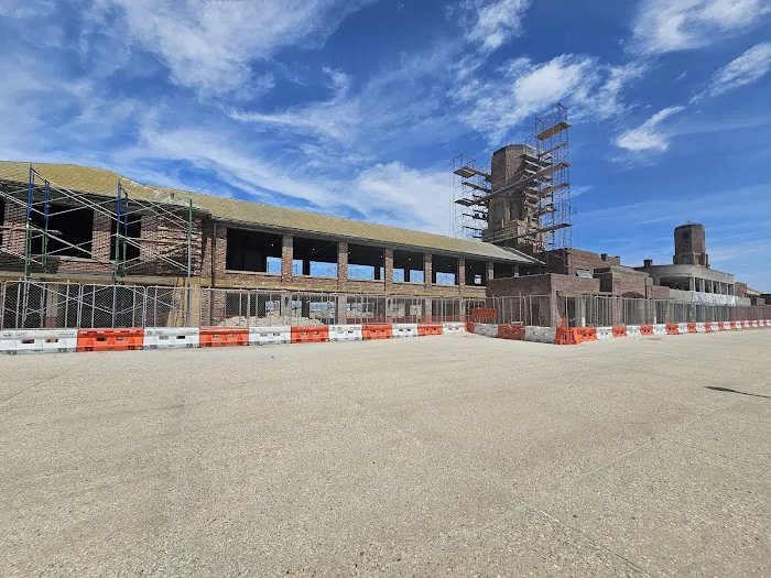 Riis Beach Promenade Picture 1