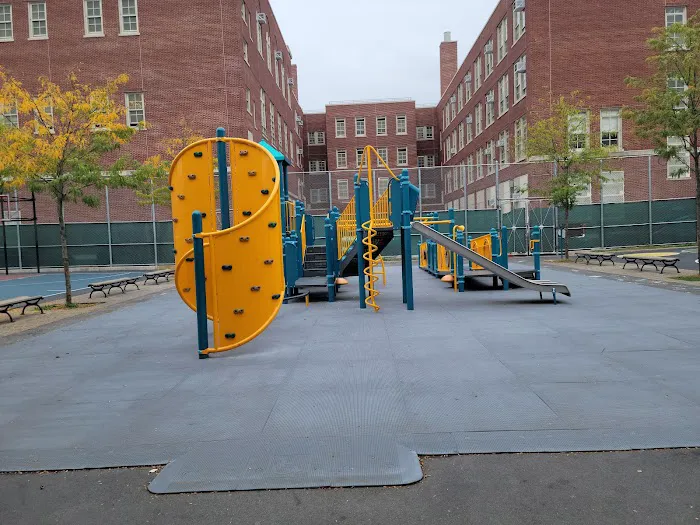 Kennedy King Playground Picture 5