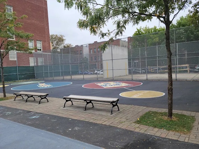 Kennedy King Playground Picture 8