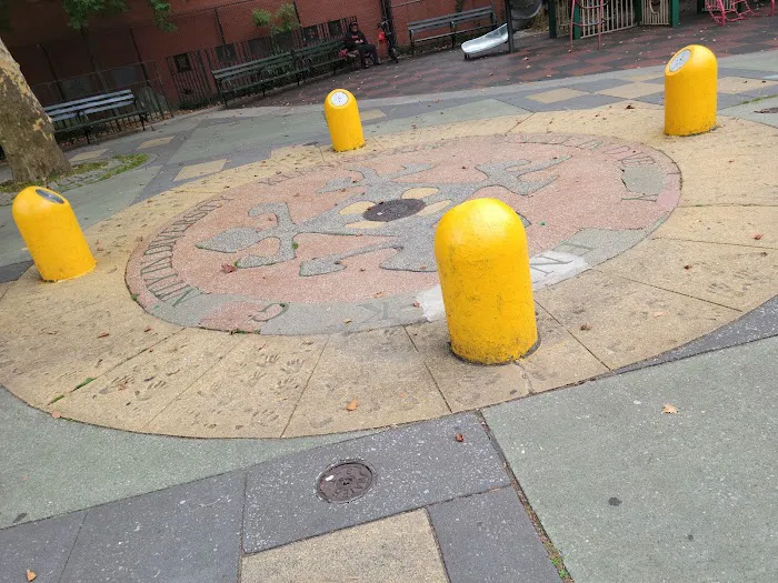 Kennedy King Playground Picture 10