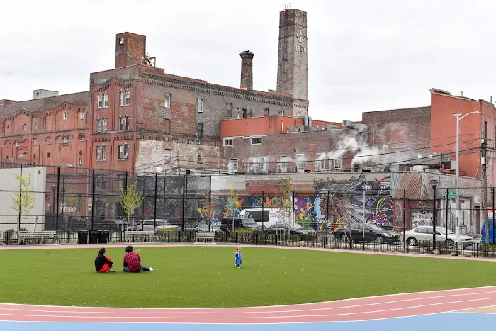Ten Eyck Playground Picture 7