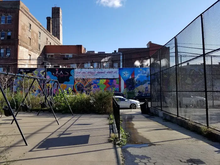 Ten Eyck Playground Picture 2