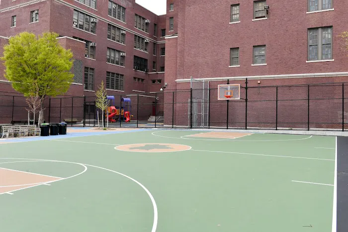 Ten Eyck Playground Picture 9