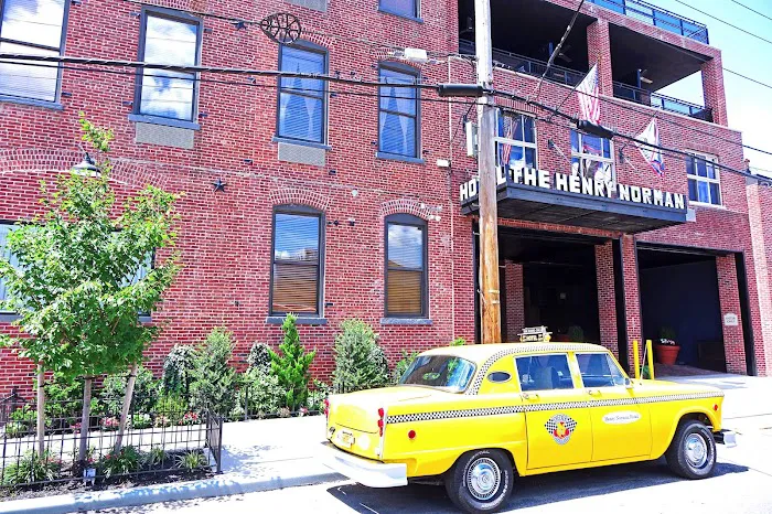 Henry Norman Hotel Picture 5