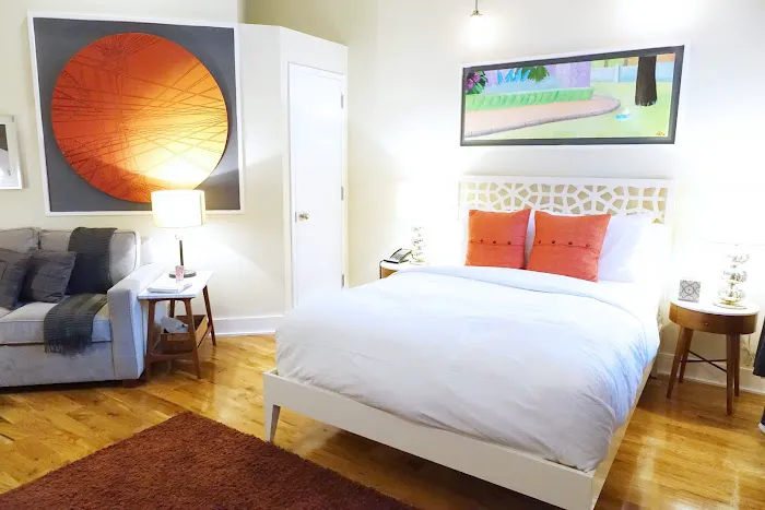 Henry Norman Hotel Picture 4