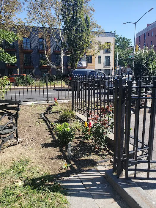 Father Studzinski Square Picture 3