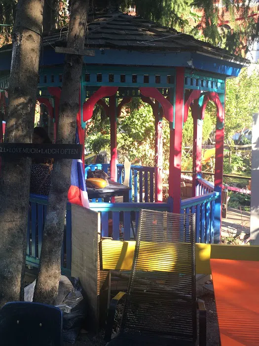 People's Garden Picture 4