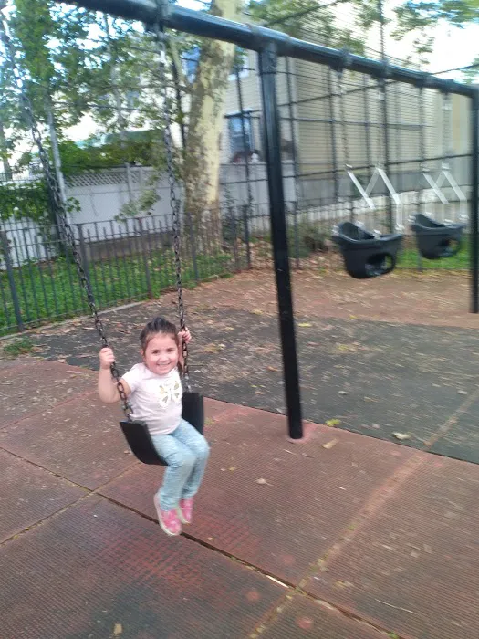 Carver Playground Picture 2