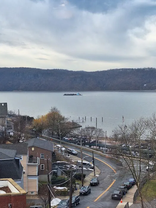 Dobbs Ferry Memorial Park Picture 3