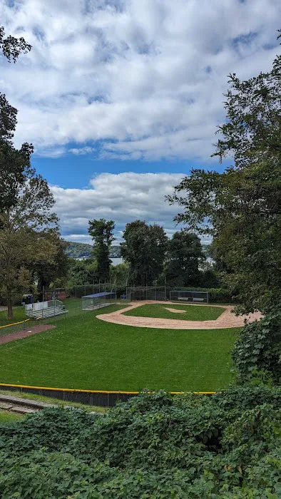 Dobbs Ferry Memorial Park Picture 9