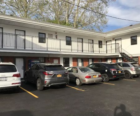 Alexander's Motel