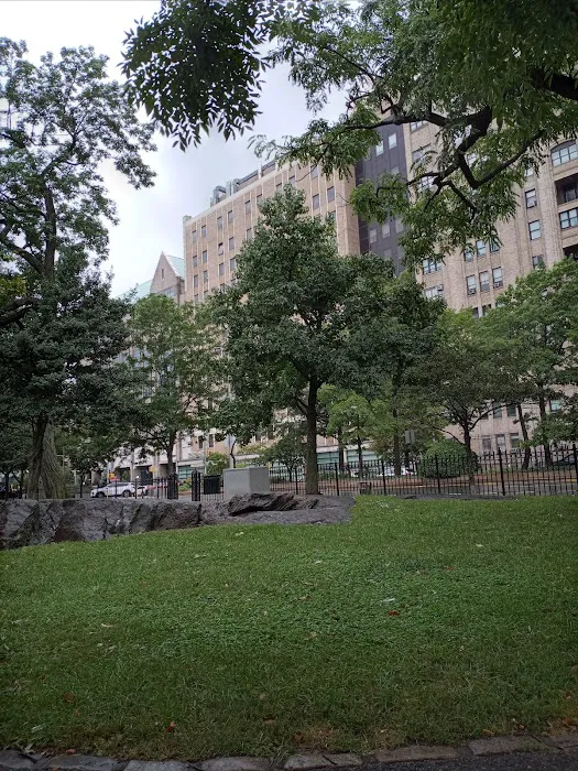 Mitchel Square Picture 5