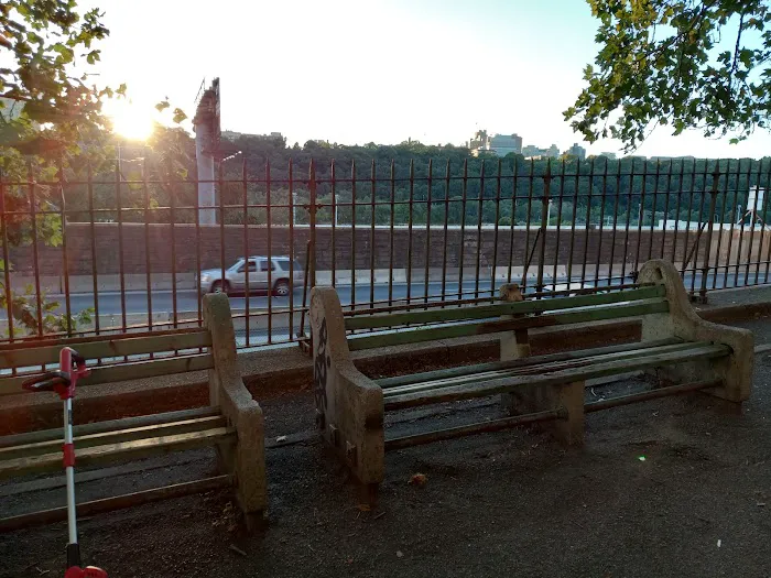 Parque Picture 1