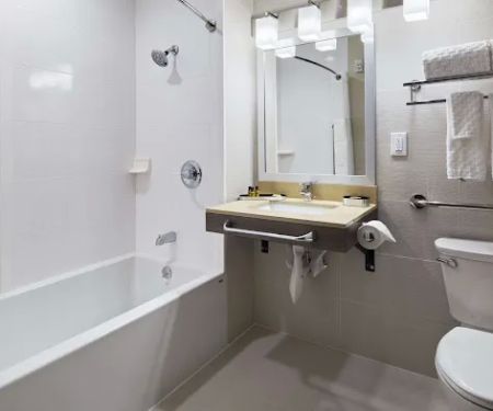 Best Western Plus Stadium Inn