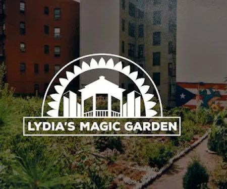 Lydia's Magic Garden (El Gardin Magico de Lydia))