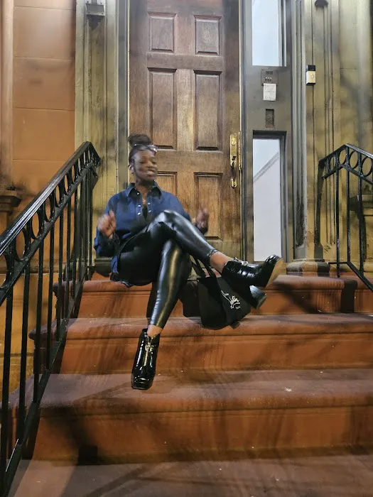 Historic Harlem House Picture 3