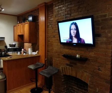 Upper Yorkville Suites