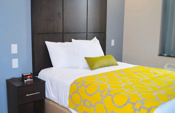 Voyage Hotel Picture 8
