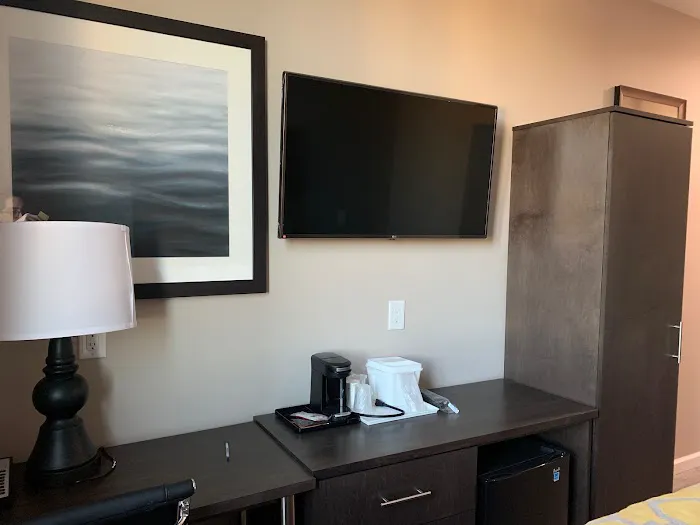 Voyage Hotel Picture 6
