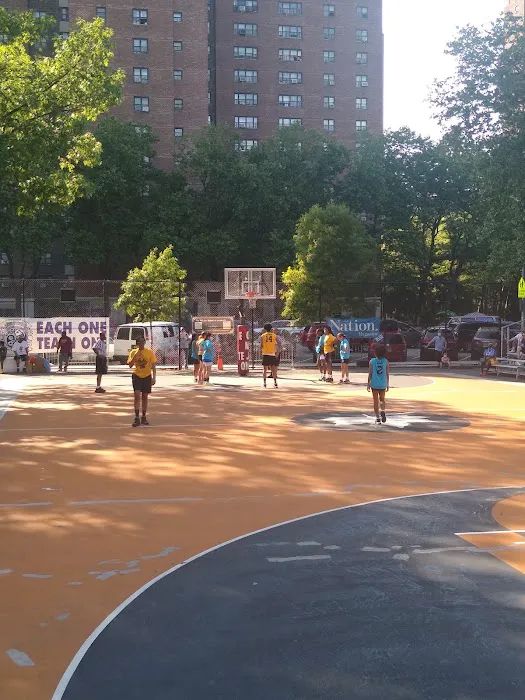 Holcombe Rucker Park Picture 2