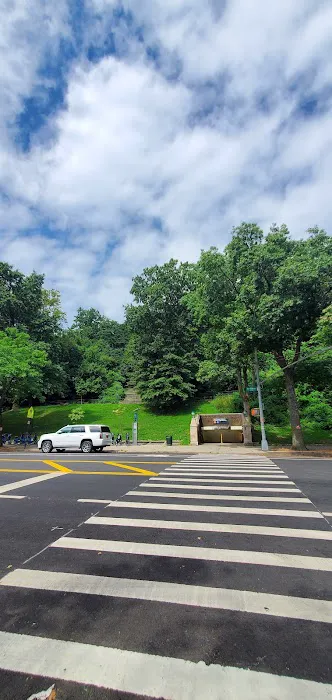 Dorrance Brooks Square Picture 2