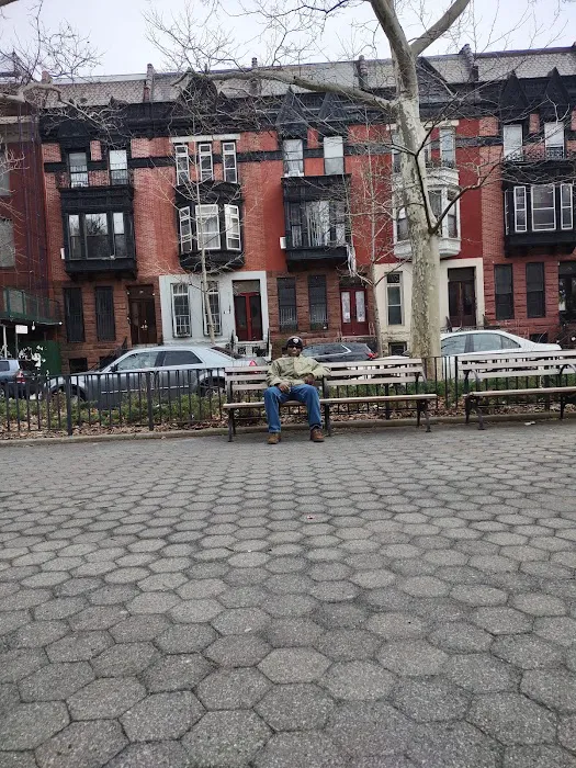 Dorrance Brooks Square Picture 7