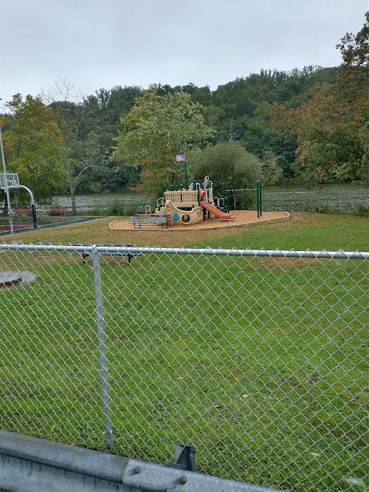 West Harrison (Silver Lake) Park fields Picture 10