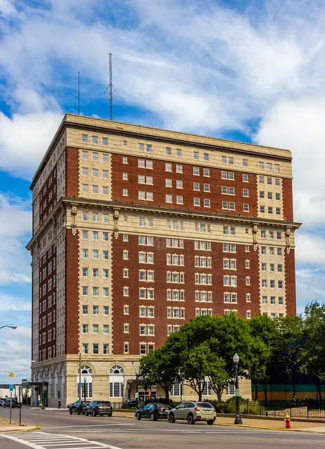 Utica Hotel Picture 3