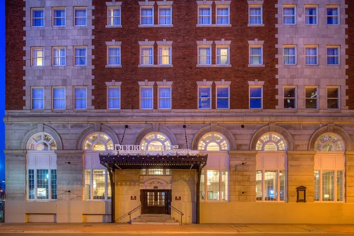 Utica Hotel Picture 5