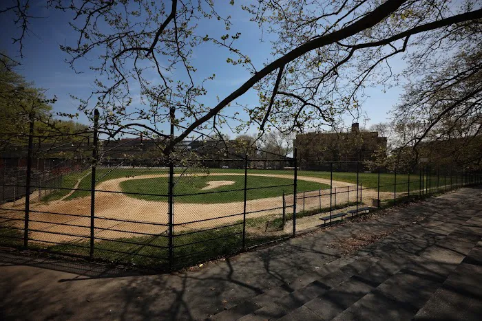 Lincoln Terrace Park Concrete Courts Picture 3