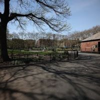 Lincoln Terrace Park Concrete Courts ico