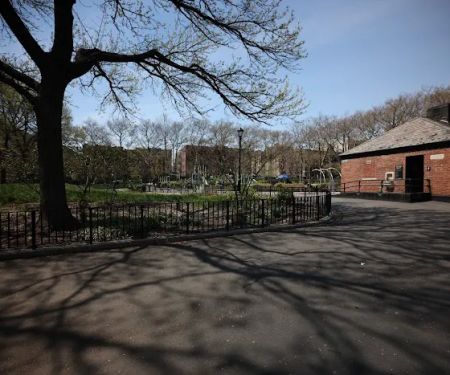 Lincoln Terrace Park Concrete Courts